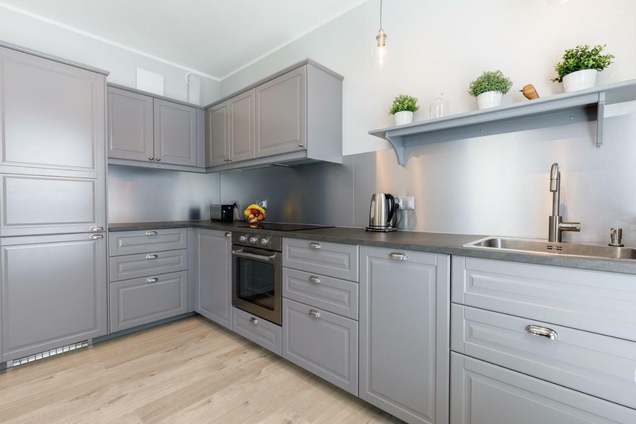 Apartament 3cityhome 200metrow Od Plazy Huoneisto