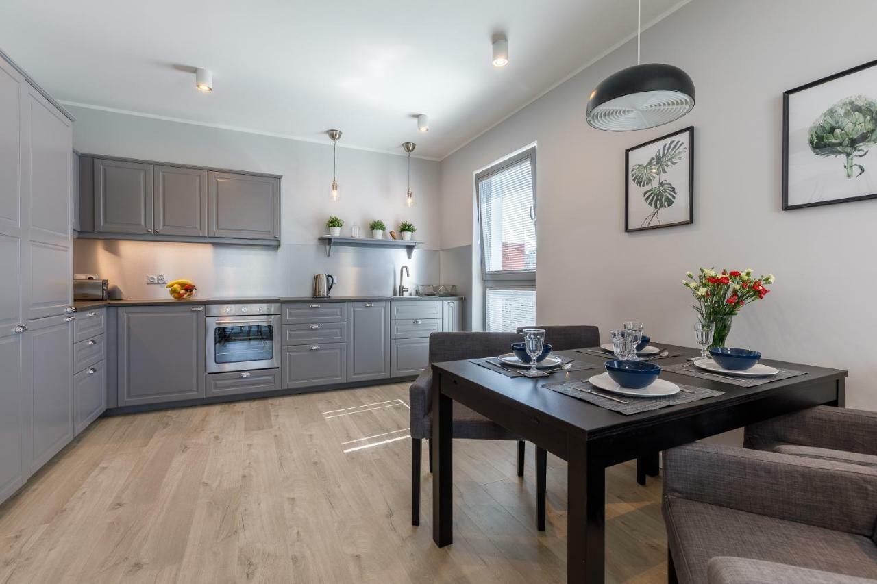 Huoneisto Apartament 3cityhome 200metrow Od Plazy *